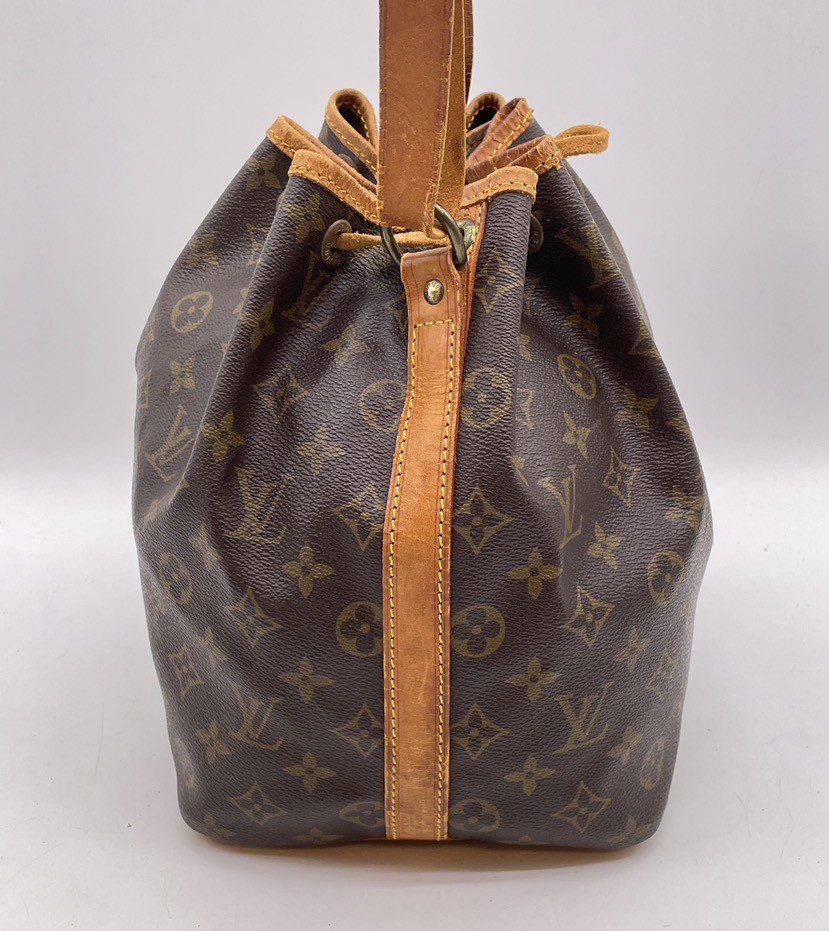 Louis Vuitton LV Monogram Canvas Noé Bag - March 1988 - Image 8